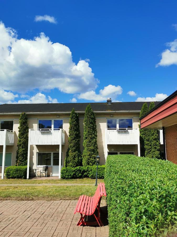 Green Door Hotel Soderakra Exterior foto